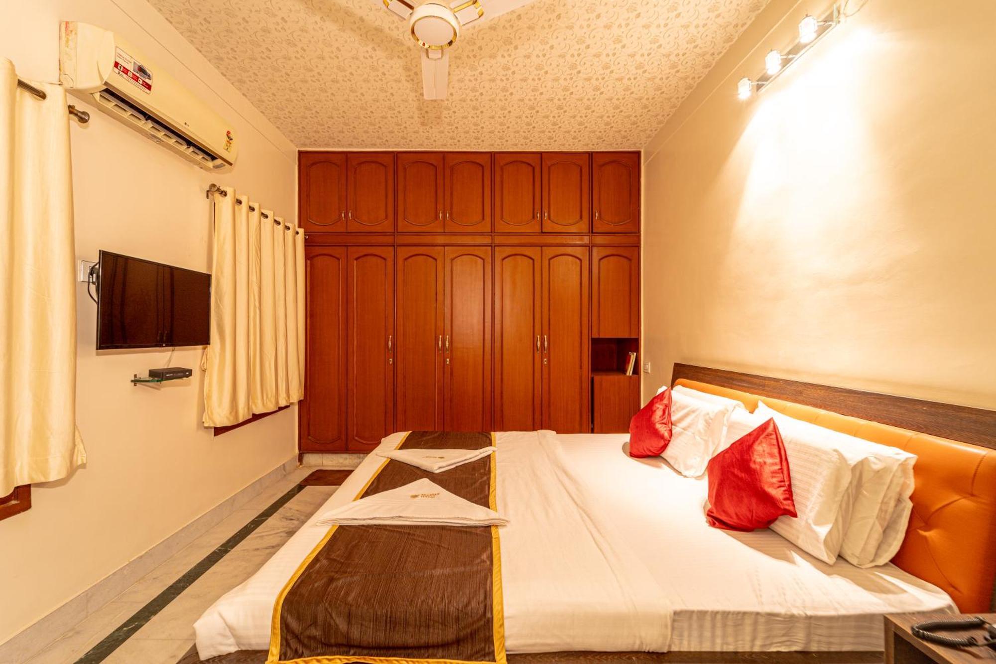 Seasons Suites - Hbr Bangalore Cameră foto