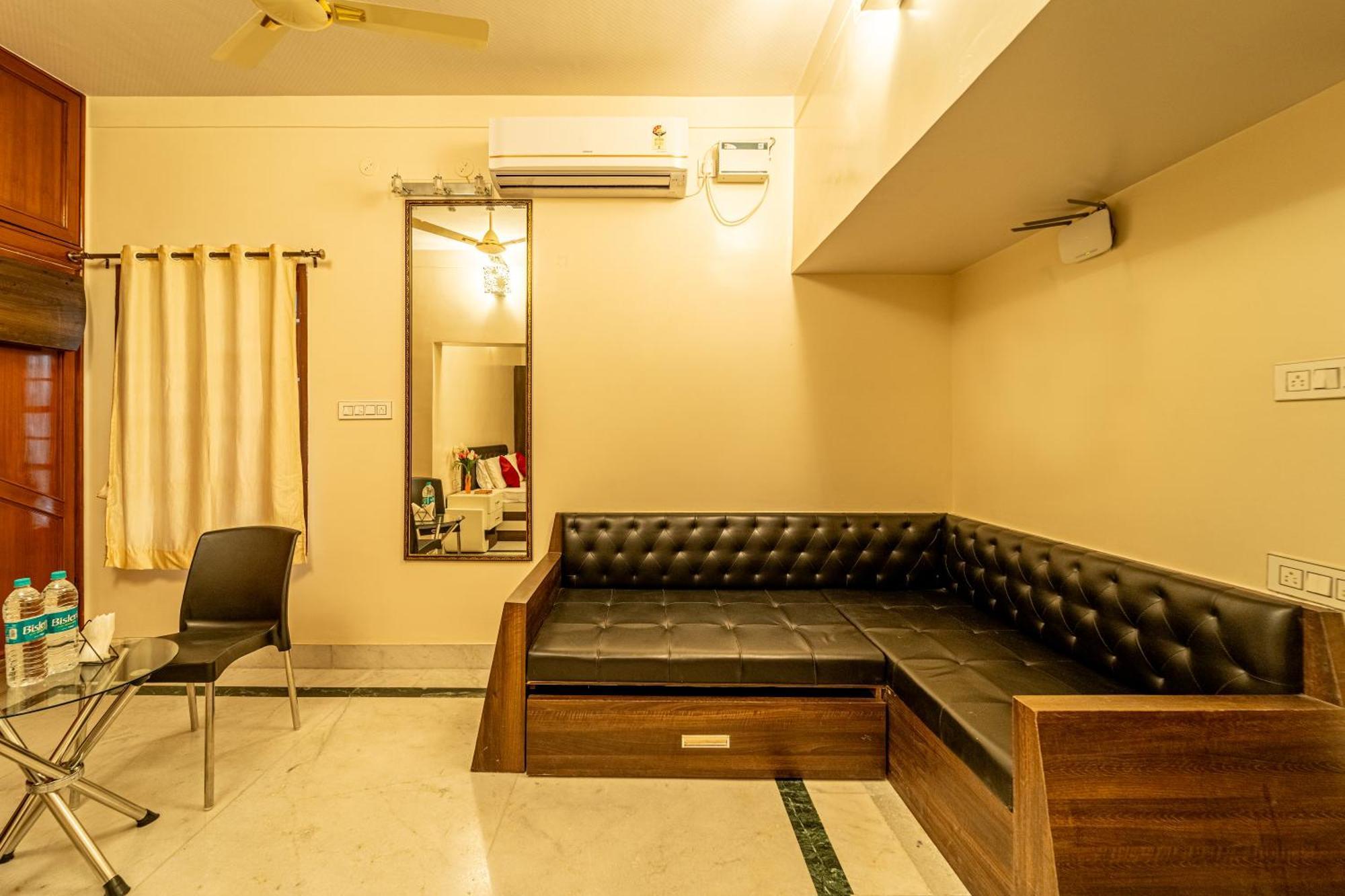 Seasons Suites - Hbr Bangalore Cameră foto