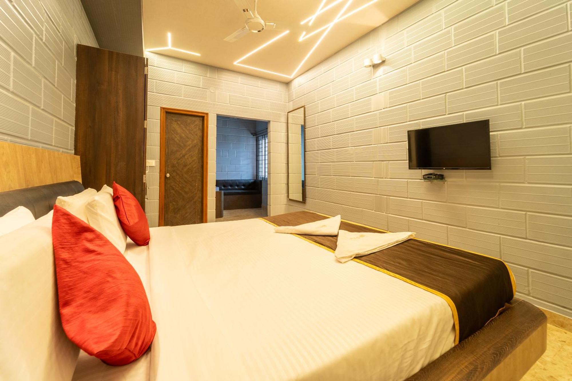 Seasons Suites - Hbr Bangalore Cameră foto